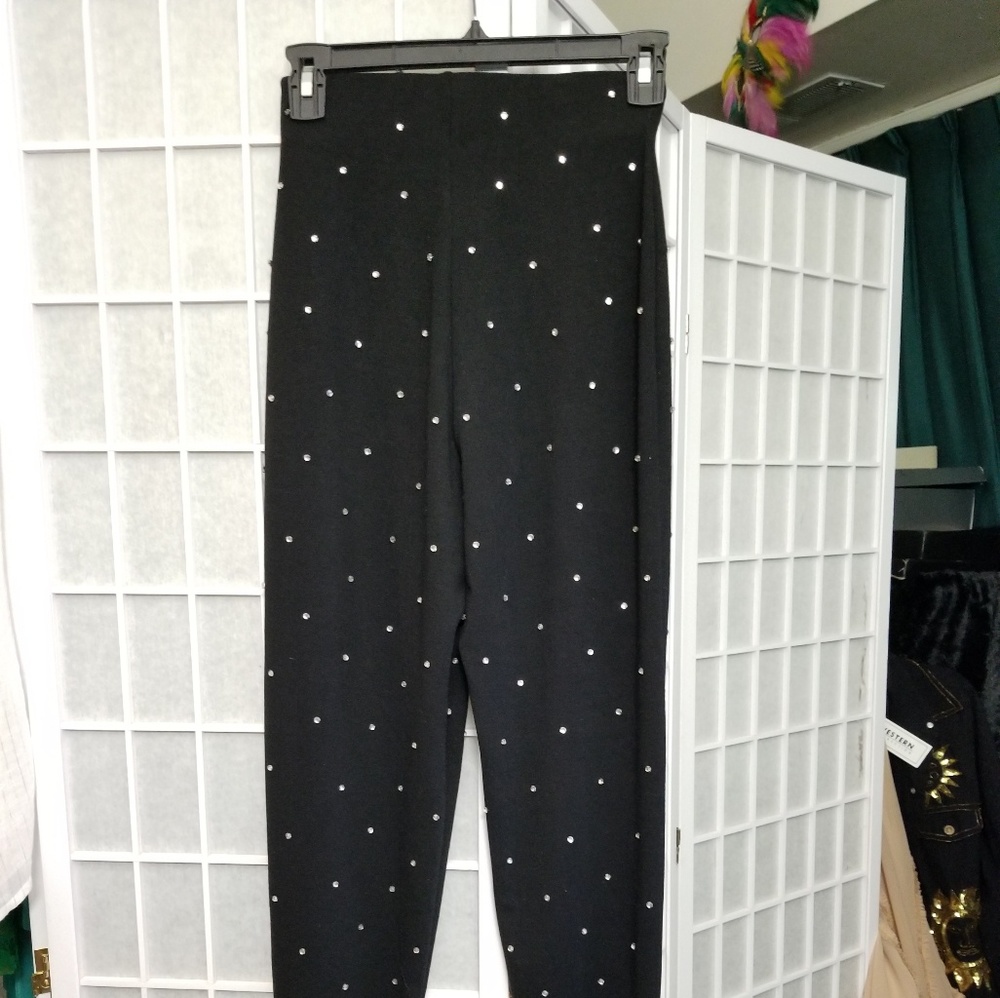 Vintage-look black rhinestone stretch stirrup pant